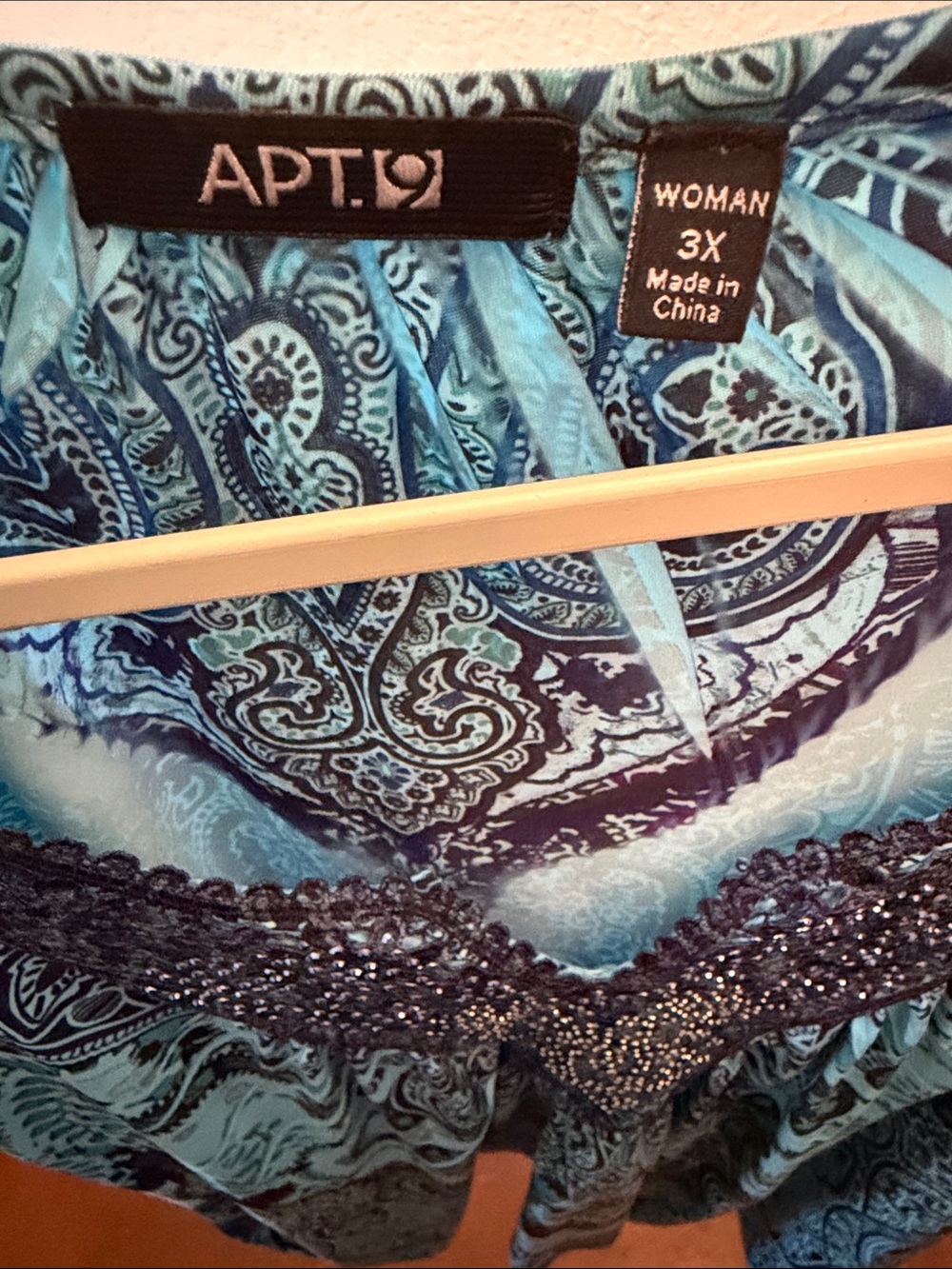 Paisley Print Women's Top - Picture 5 of 6